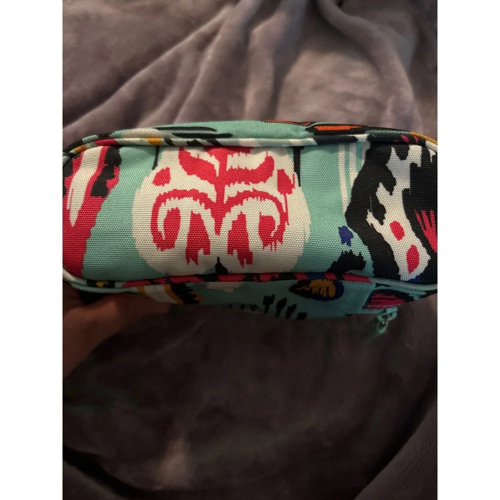 Vera Bradley Zip Up Make Up Pouch Colorful‎ Pattern